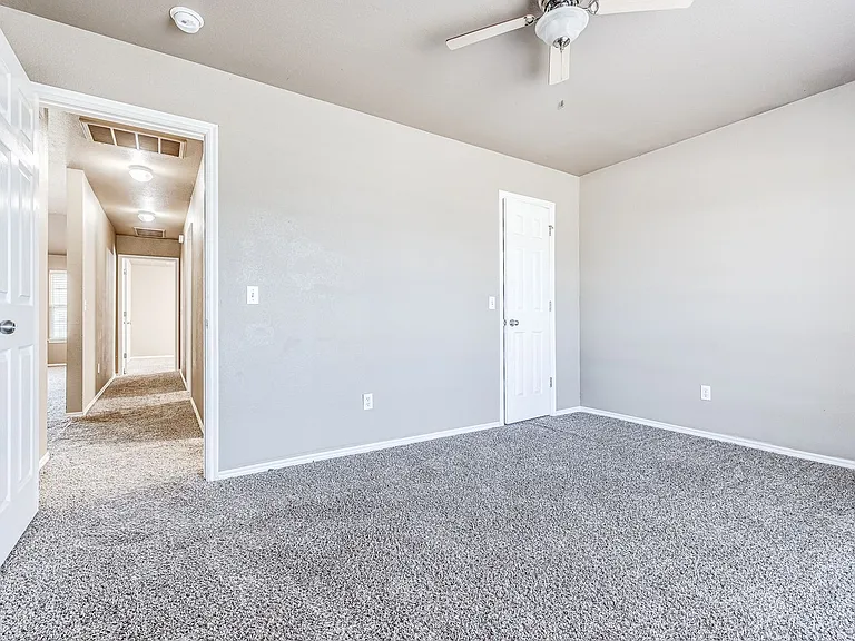 1104 Westridge Dr — Photo 14