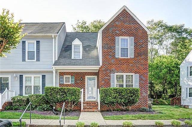 1st image of 5547 Forest Hill Ave #4