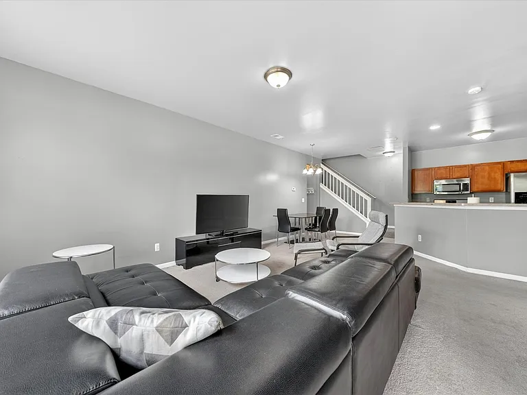 23668 Northstone Village Dr — Photo 6