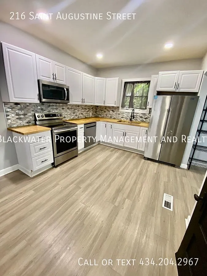 Adorable Four Bedroom Home in Lynchburg — Photo 3