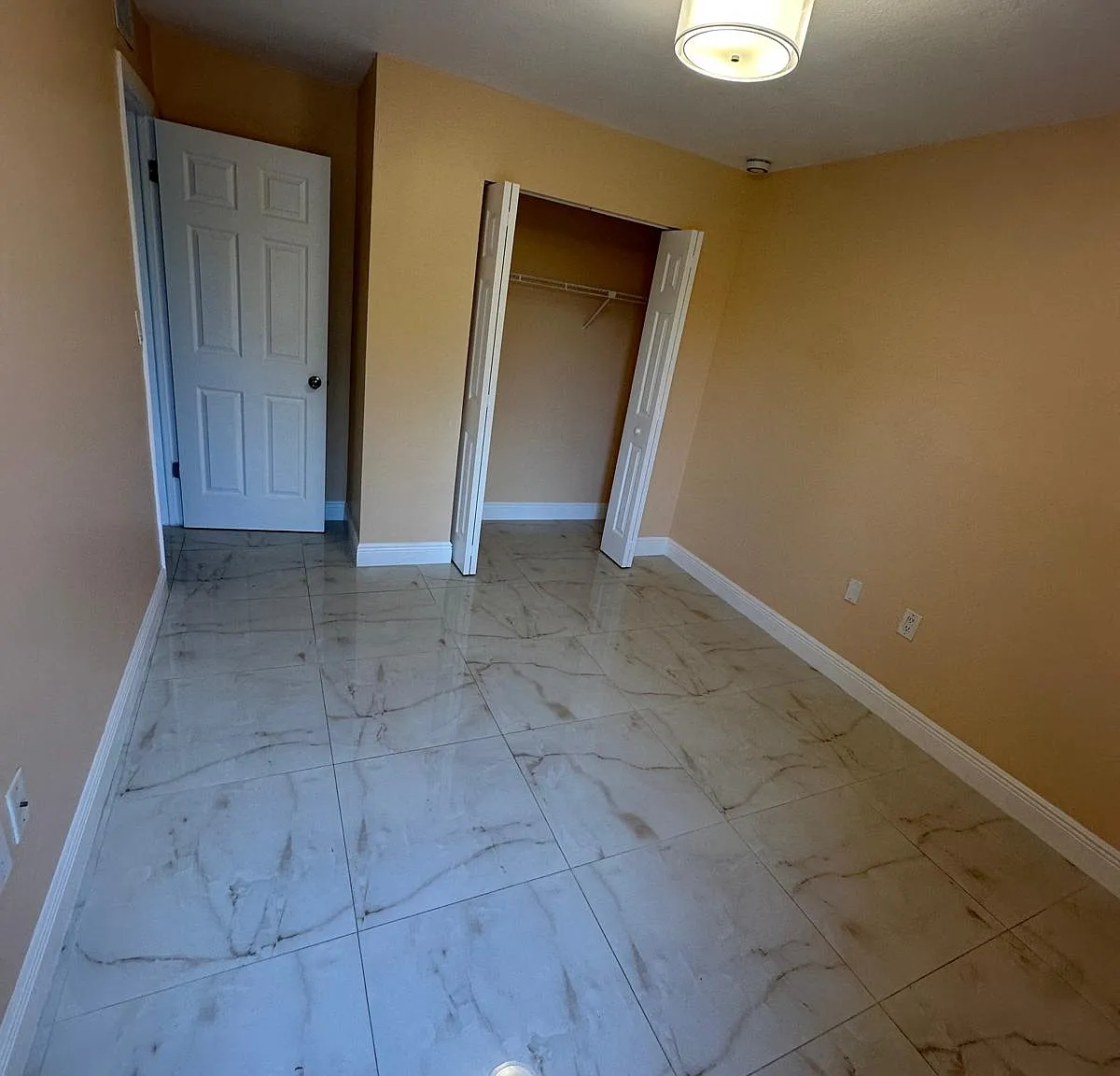 3 bed, 1545 sqft, $3,200 — Photo 4
