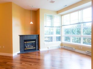 1888 N Water St APT 101, Milwaukee, WI 53202