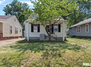 2244 S 9th St, Springfield, IL 62703