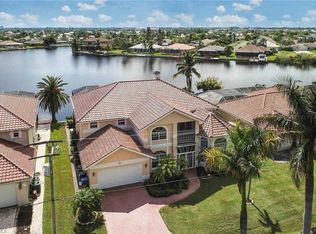 1944 4 Mile Cove Pkwy, Cape Coral, FL 33990
