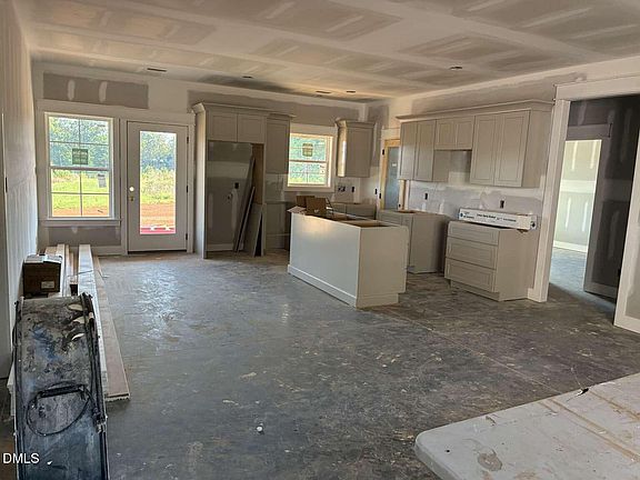 5th image of 312 Rachel Rd
