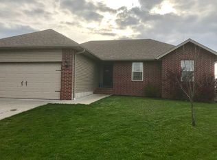 425 N Jester Ave, Republic, MO 65738