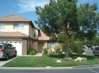 1355 New Haven Dr, Pomona, CA 91766