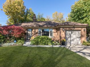 240 E Sibley St, Park Ridge, IL 60068