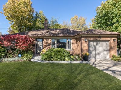 240 E Sibley St, Park Ridge, IL, 60068