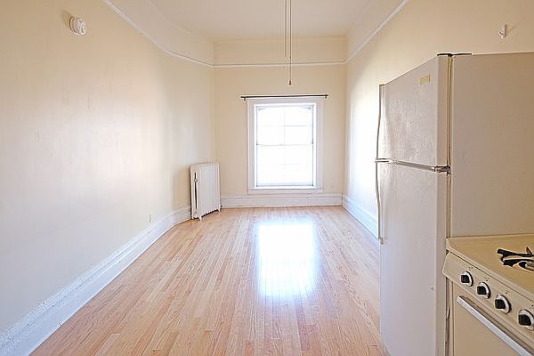 1st image of 138 Montague St APT 10