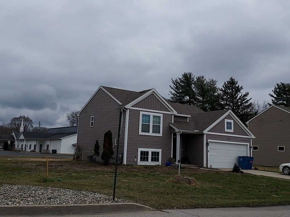 2nd image of 4616 Lauren Dr
