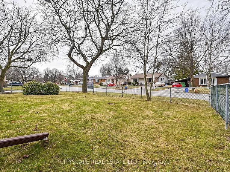 110 Clements Rd E — Photo 15