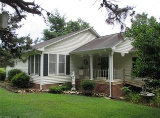 1520 Nc Highway 62 E, Climax, NC 27233