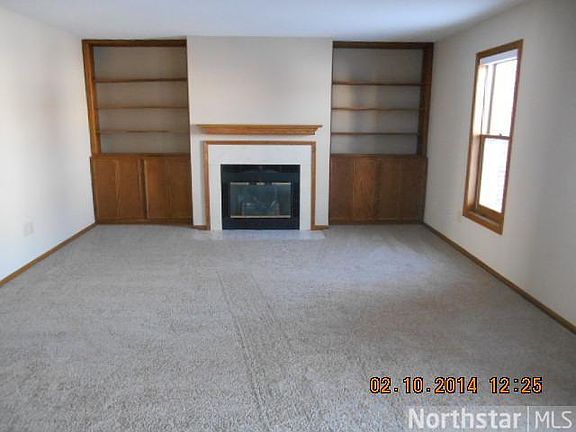 2nd image of 735 Larpenteur Ave E #735B