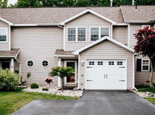 88 Marsdale Ct, Selkirk, NY 12158