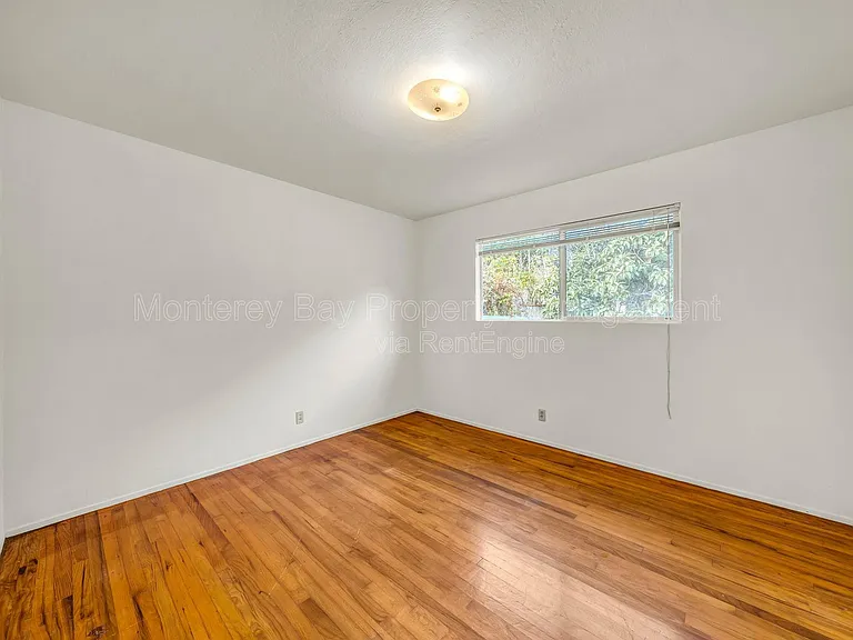 2100 David Ave — Photo 15