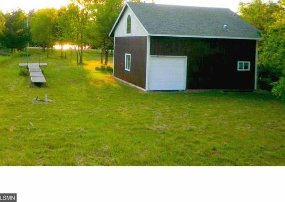 3rd image of 40676 Pinto Dr