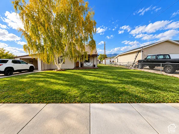 63 N 300 W, Huntington, UT 84528