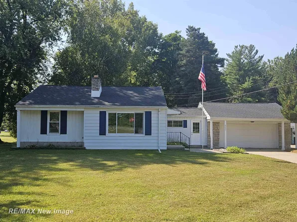 4290 Baker Rd, Bridgeport, MI 48722