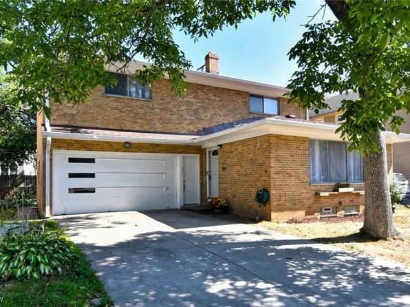 325 Overlook Park Dr, Cleveland, OH 44110