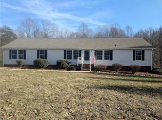 5017 Natalie Temple Ln, Winston Salem, NC 27105