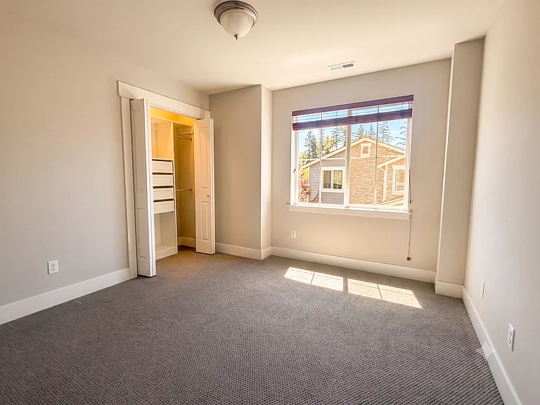 Guest bedroom 2