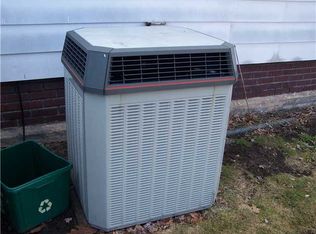 200 Collingwood Dr, Rochester, NY 14621