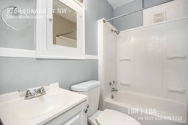 526 Leonard St NW #3 — Photo 17