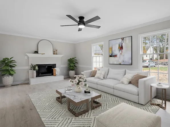 1208 Oakside Ct, Raleigh, NC 27609