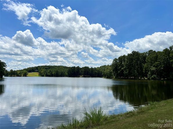 Mountain Lakes SC Real Estate - Mountain Lakes SC Homes For Sale | Zillow