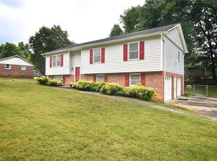 391 Laura Dr, Winston Salem, NC 27107