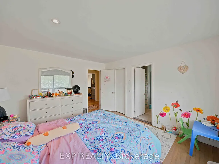 304 Roger Rd — Photo 27