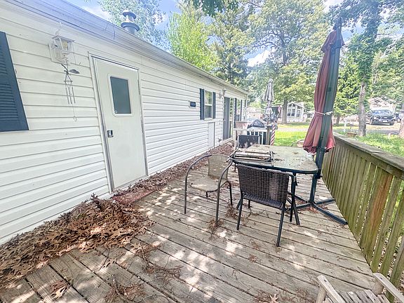 4th image of 7/98 Woodhaven Dr E
