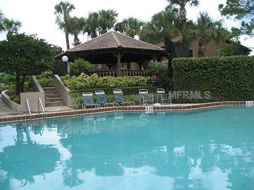 4th image of 2929 Antique Oaks Cir APT 49