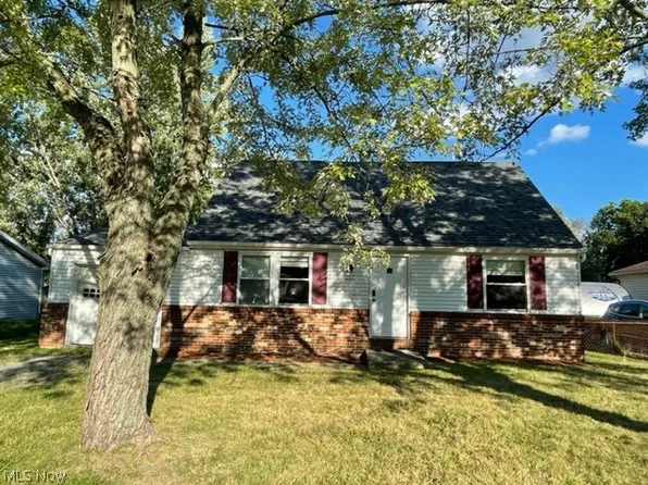 251 North Rd, Niles, OH 44446