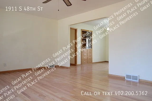 1911 S 48th St — Photo 7