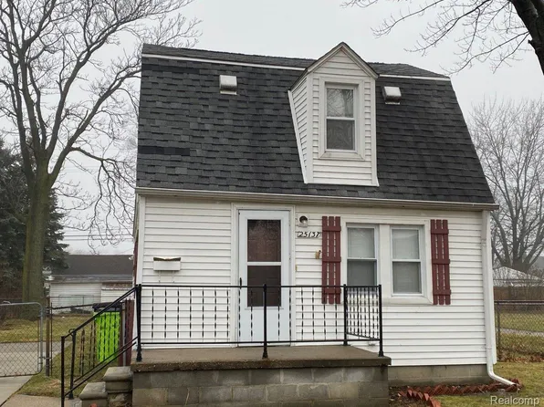 25137 Packard St, Roseville, MI 48066