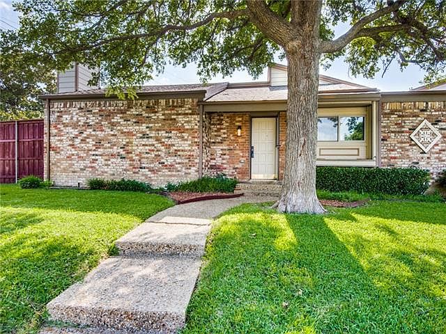 1st image of 10509 Boedeker Dr