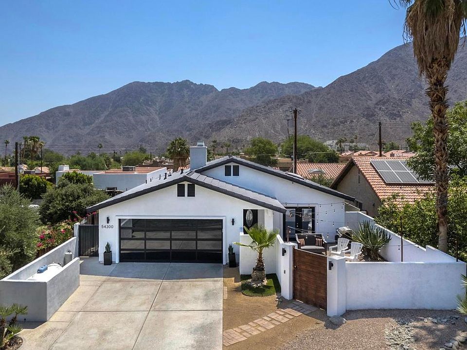 1st image of 54300 Avenida Carranza
