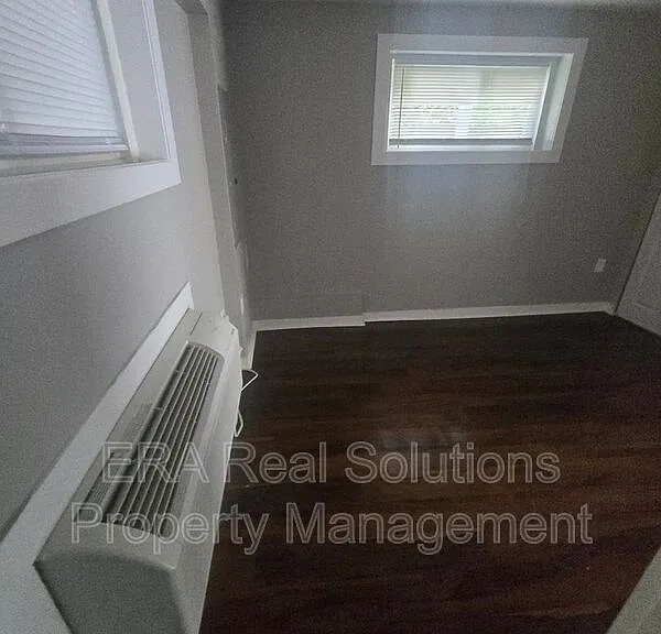 75 E Moler St #A — Photo 14