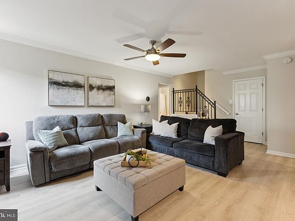 4th image of 3859 El Camino Pl #2