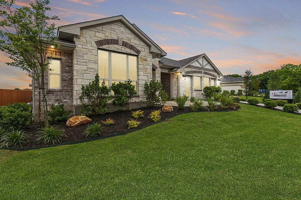 Valley Vista Estates Final Opportunities! by Pacesetter Homes Texas