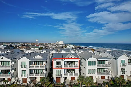 18 Seagull St #B Photo 1
