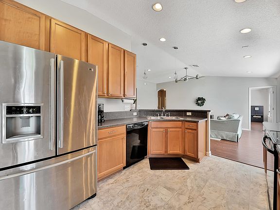 5th image of 12452 Sugarberry Way