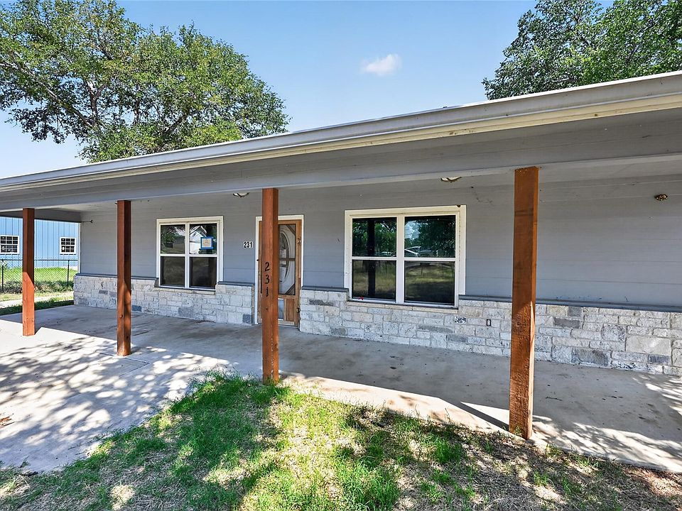 1st image of 231 Deer Dr