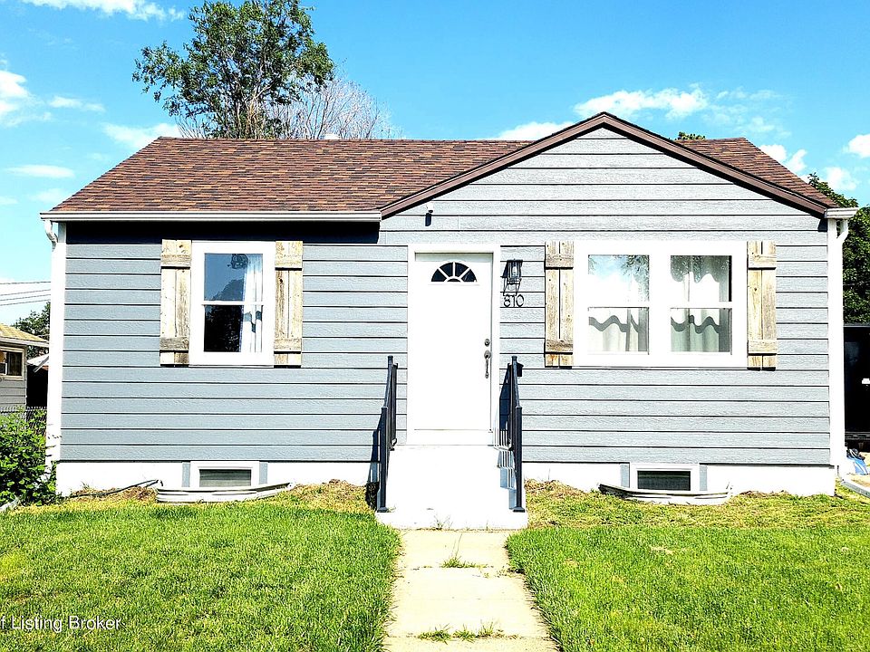 1st image of 810 3rd Ave W