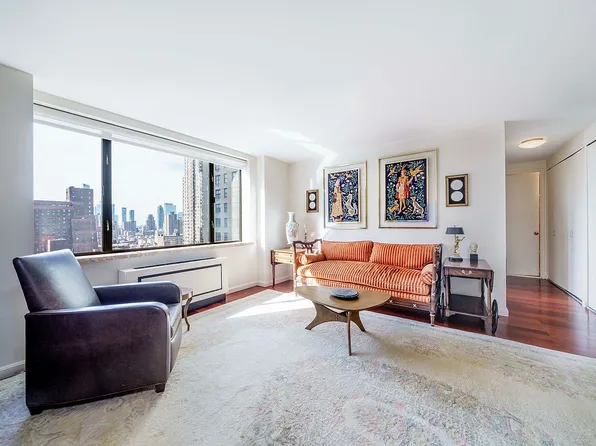 30 W 61st St APT 21B, New York, NY 10023