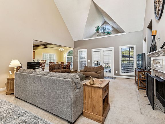 5th image of 111 Brigham Ct