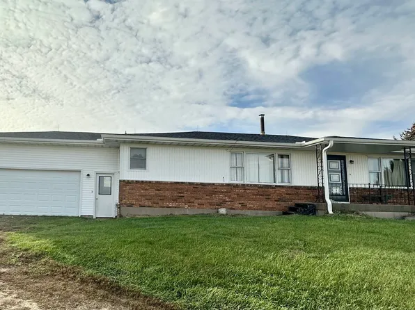 3697 190th St, Goose Lake, IA 52750