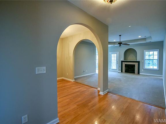 4th image of 2428 Alexander Dr